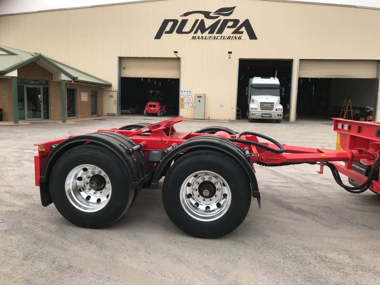 Dollys Pumpa Manufacturing